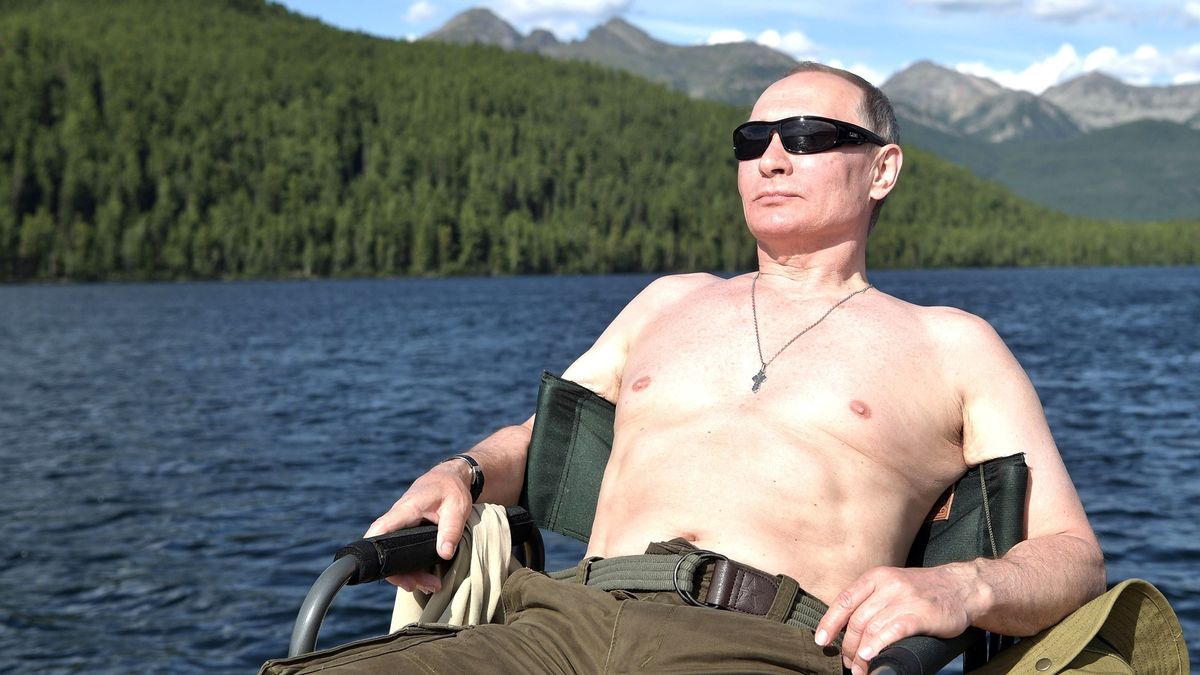 Psáno z Moskvy: Putin slaví sedmdesátku. Pro Rusy už není nadějí